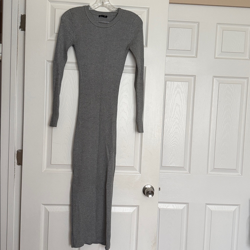 Dynamite Gray Knit Midi Dress XS